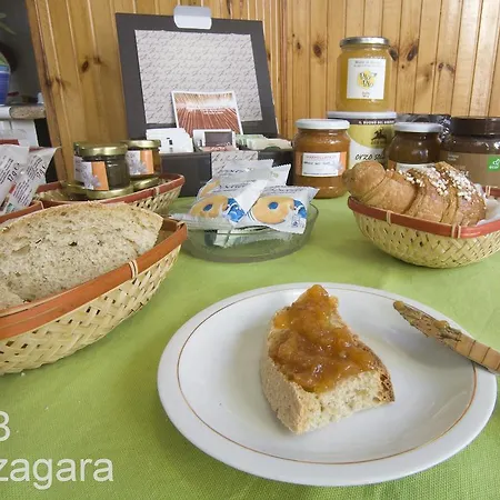 Oda ve Kahvaltı La Zagara